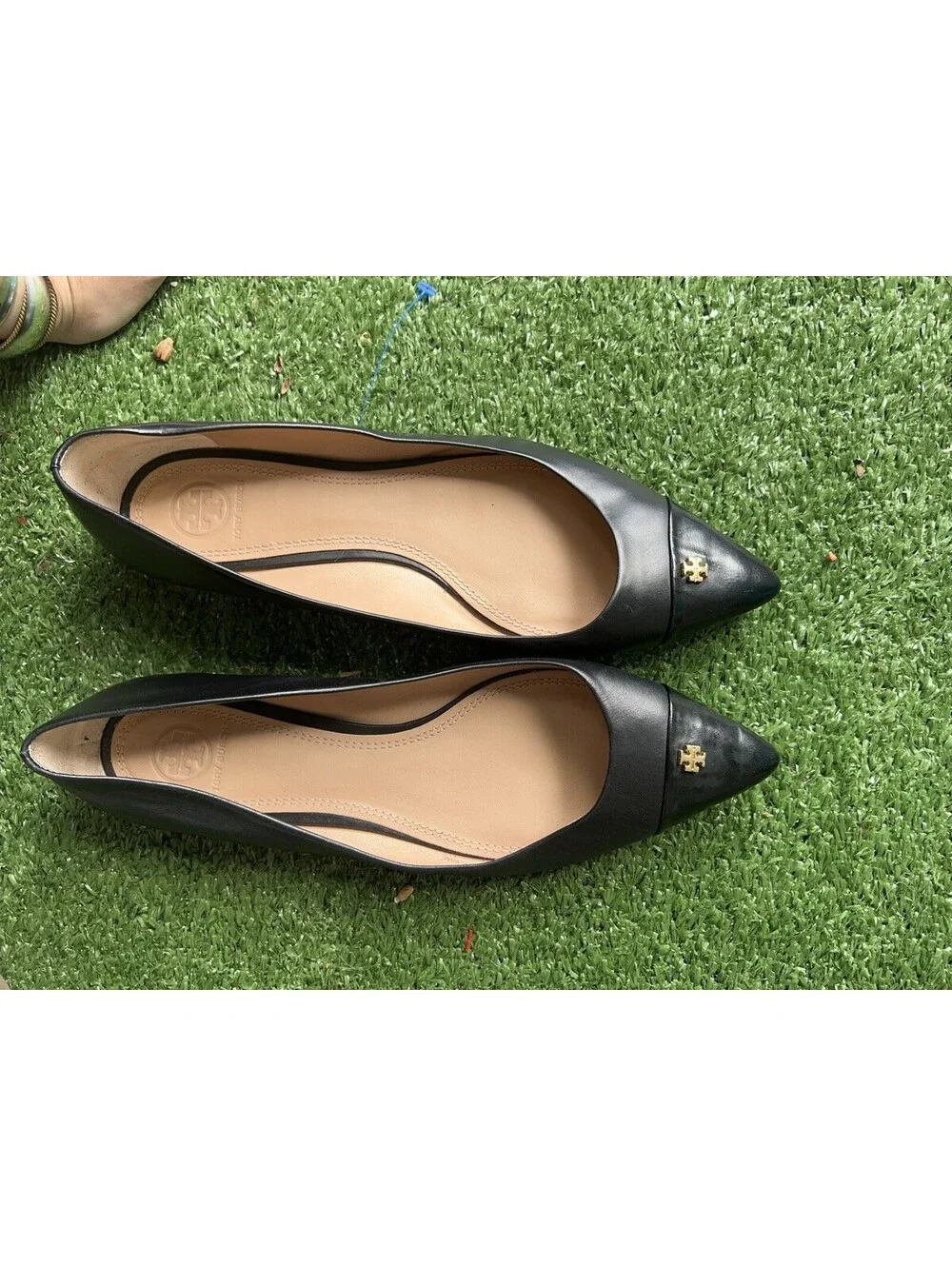 Tory Burch Fairford Black Leather Pointy Toe Cap Toe Flats Size